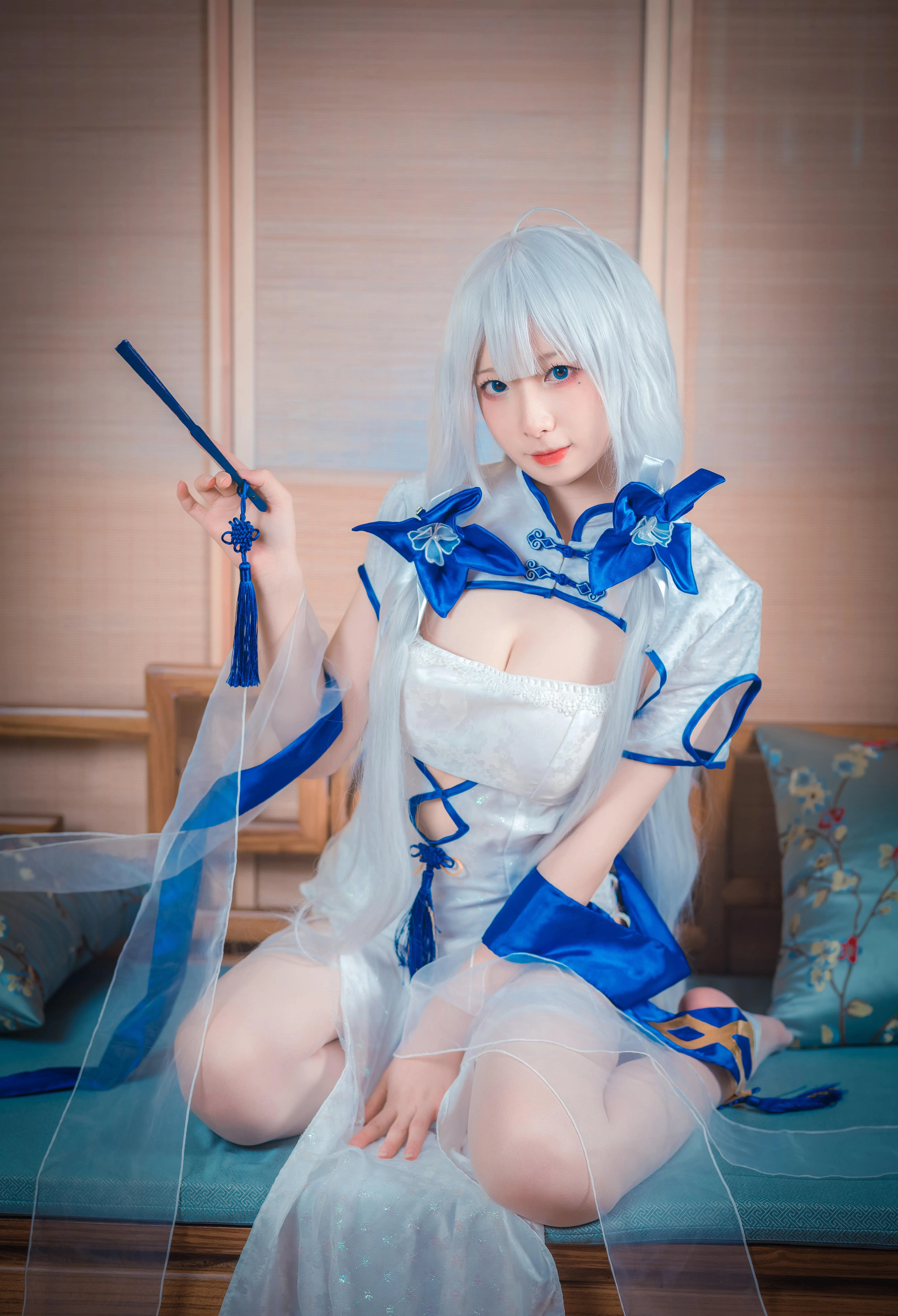 yU6.webp