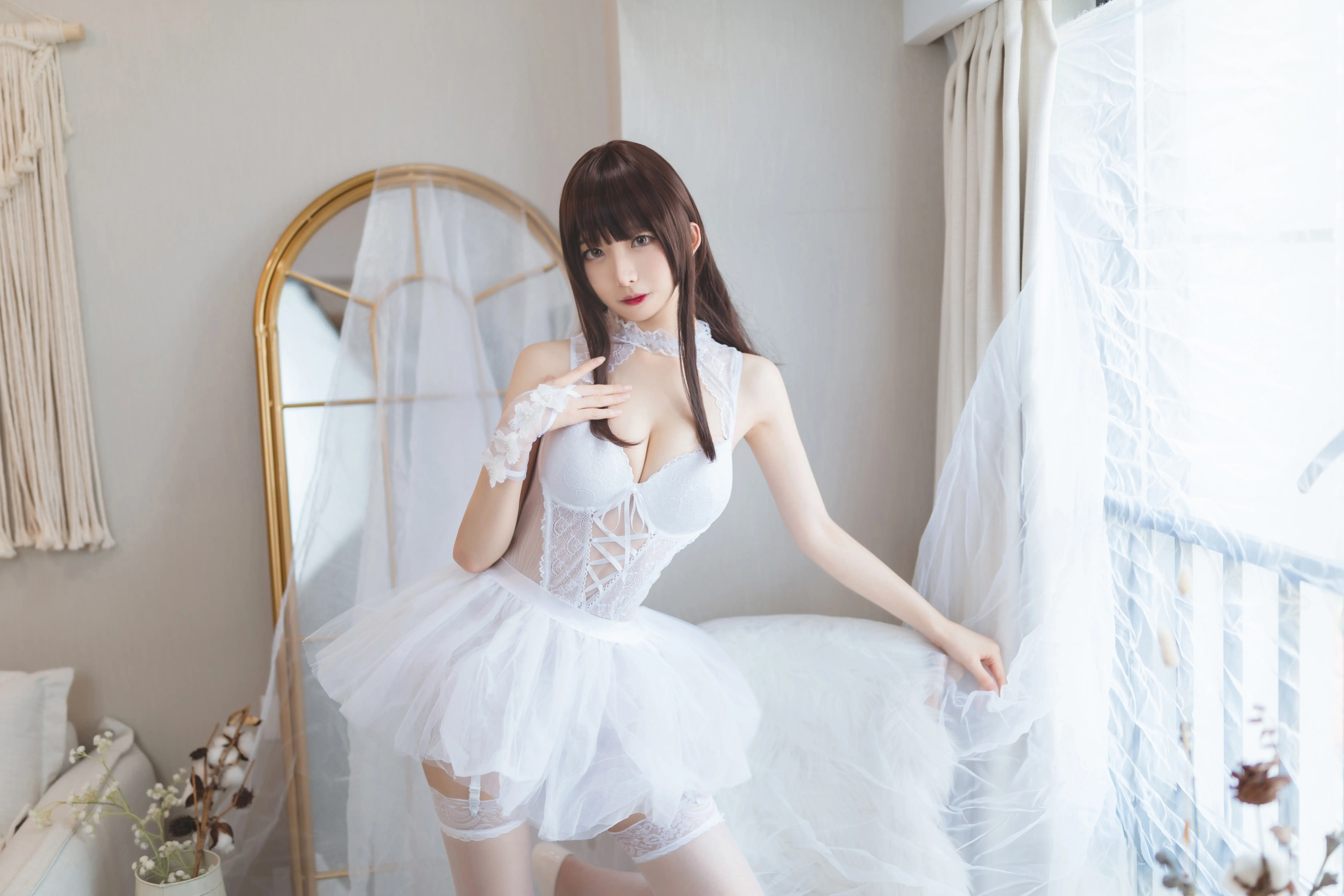 hm8H.webp