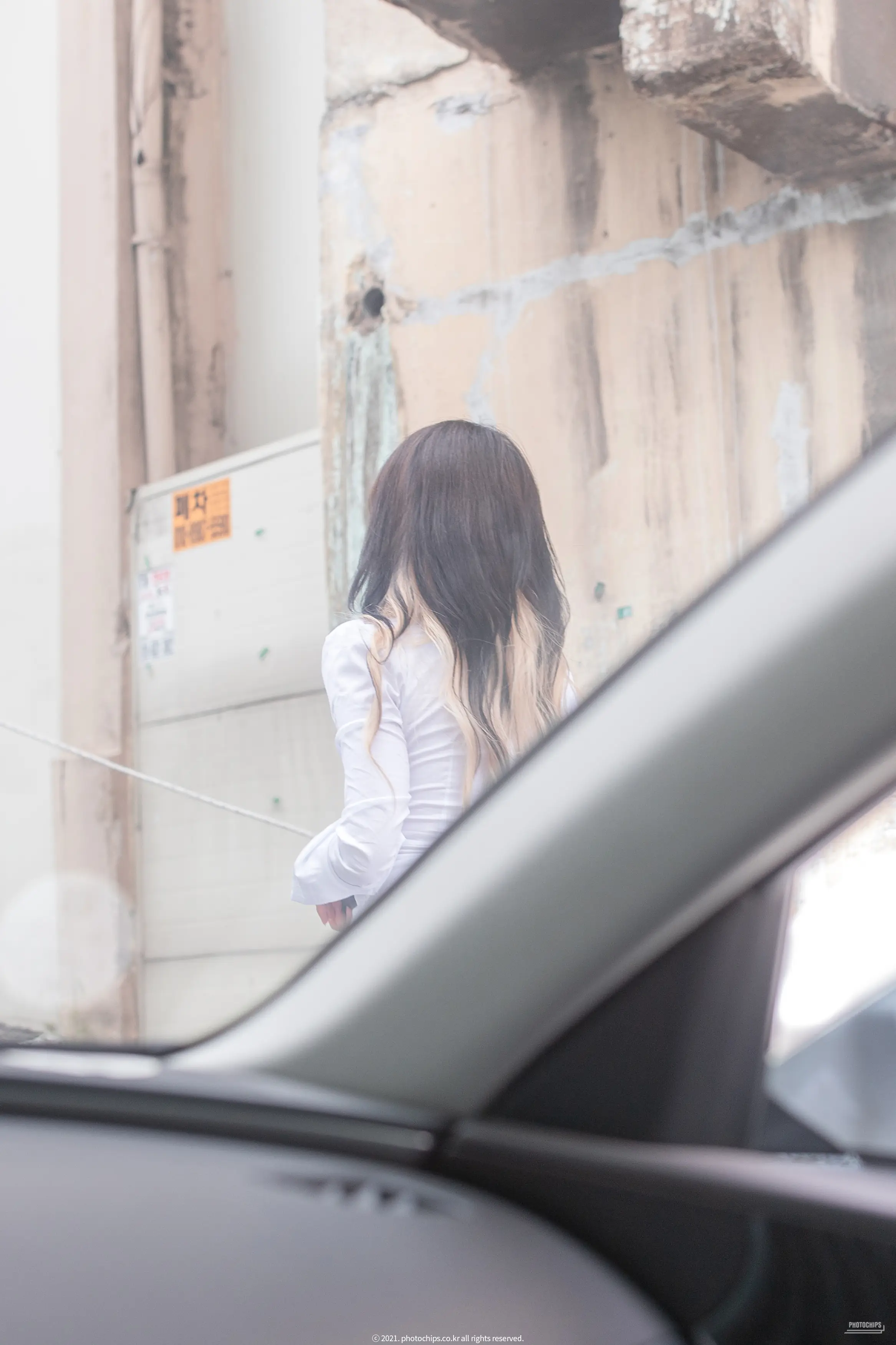 N42H.webp