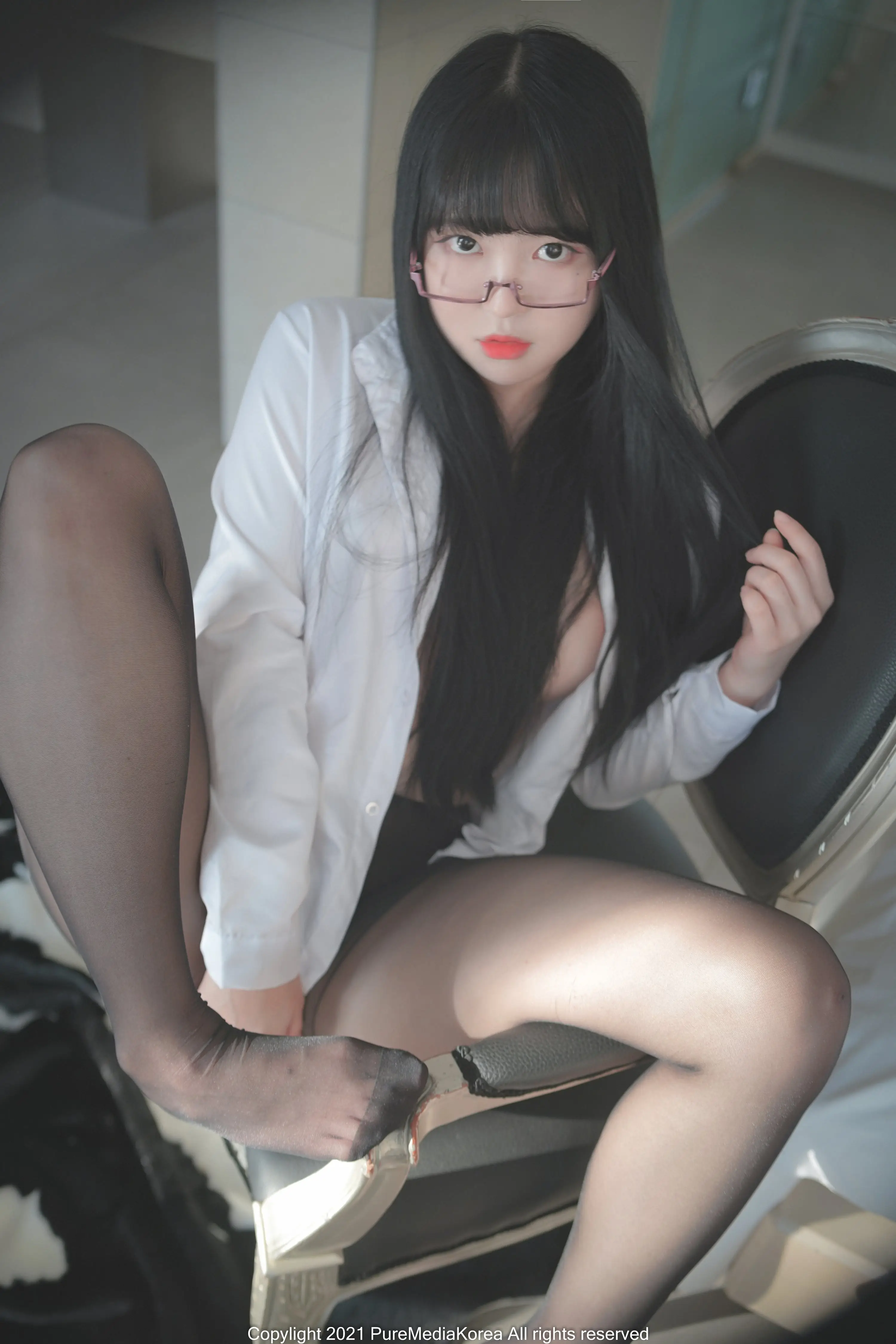 Ud8k.webp