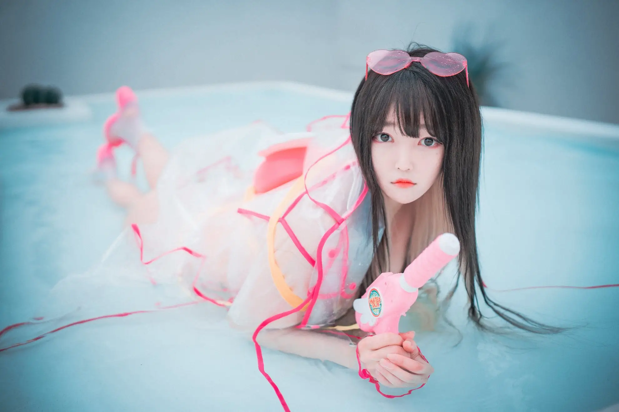 Yh4m.webp