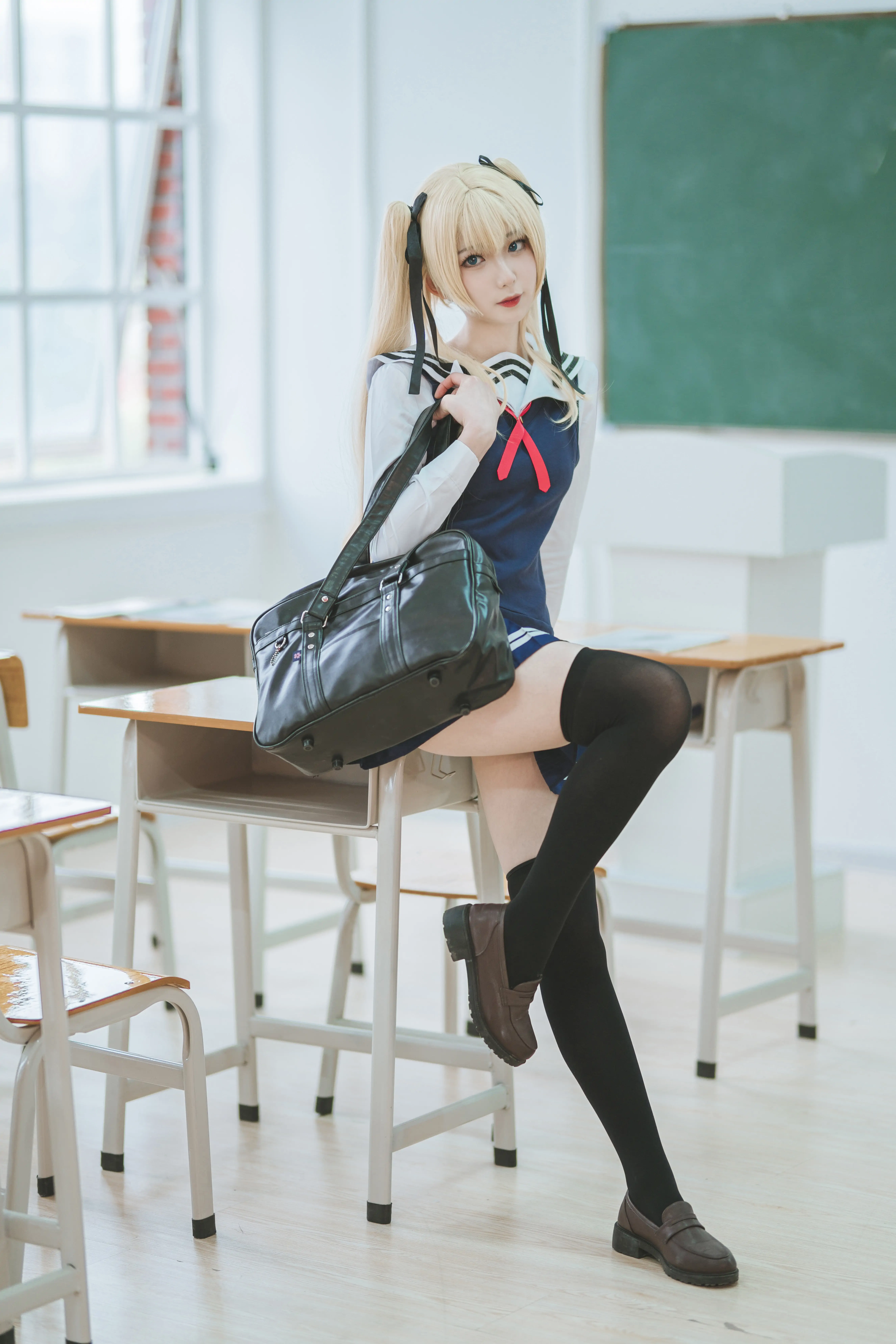 R5Bg.webp