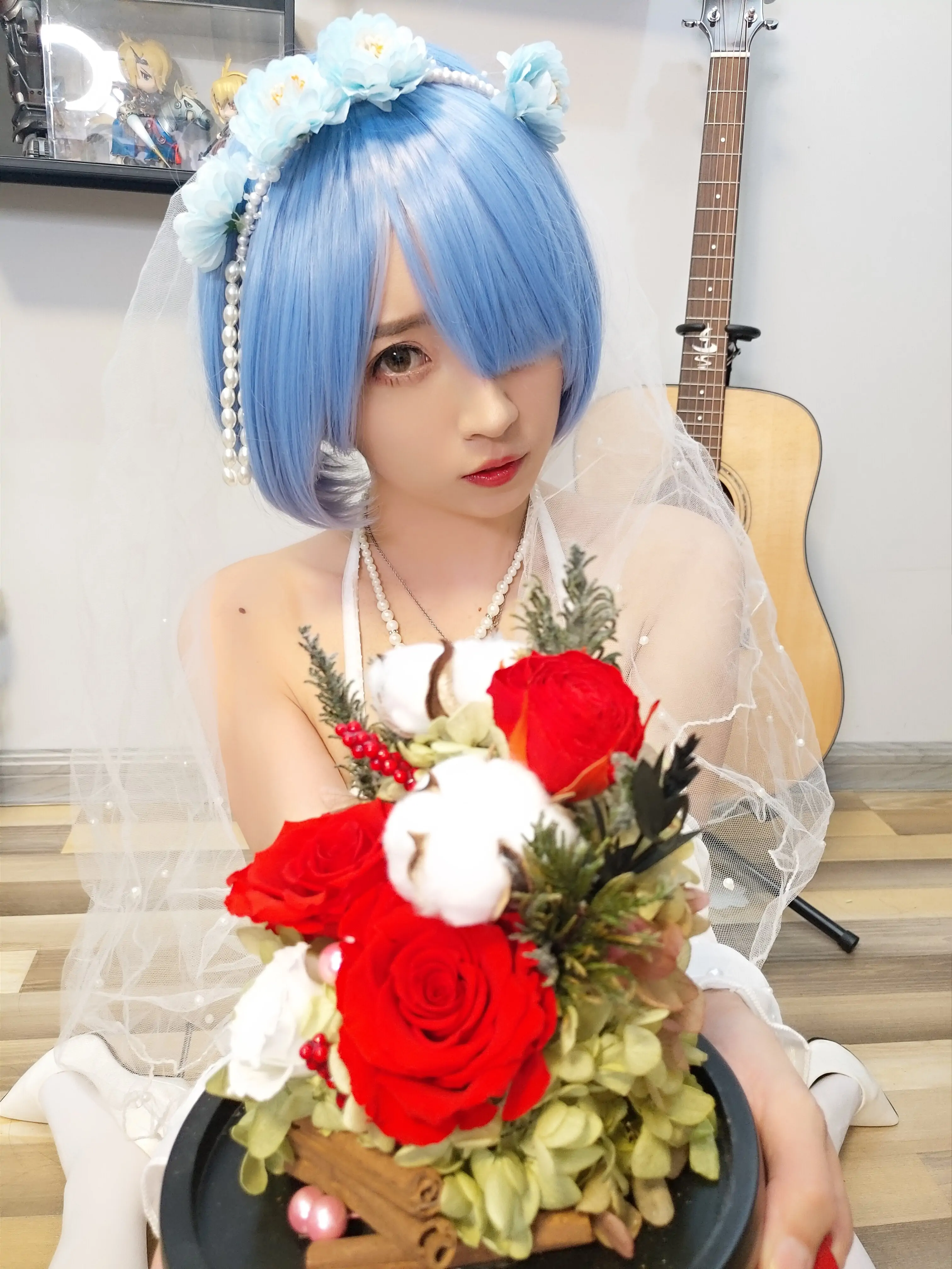 9LO70.webp