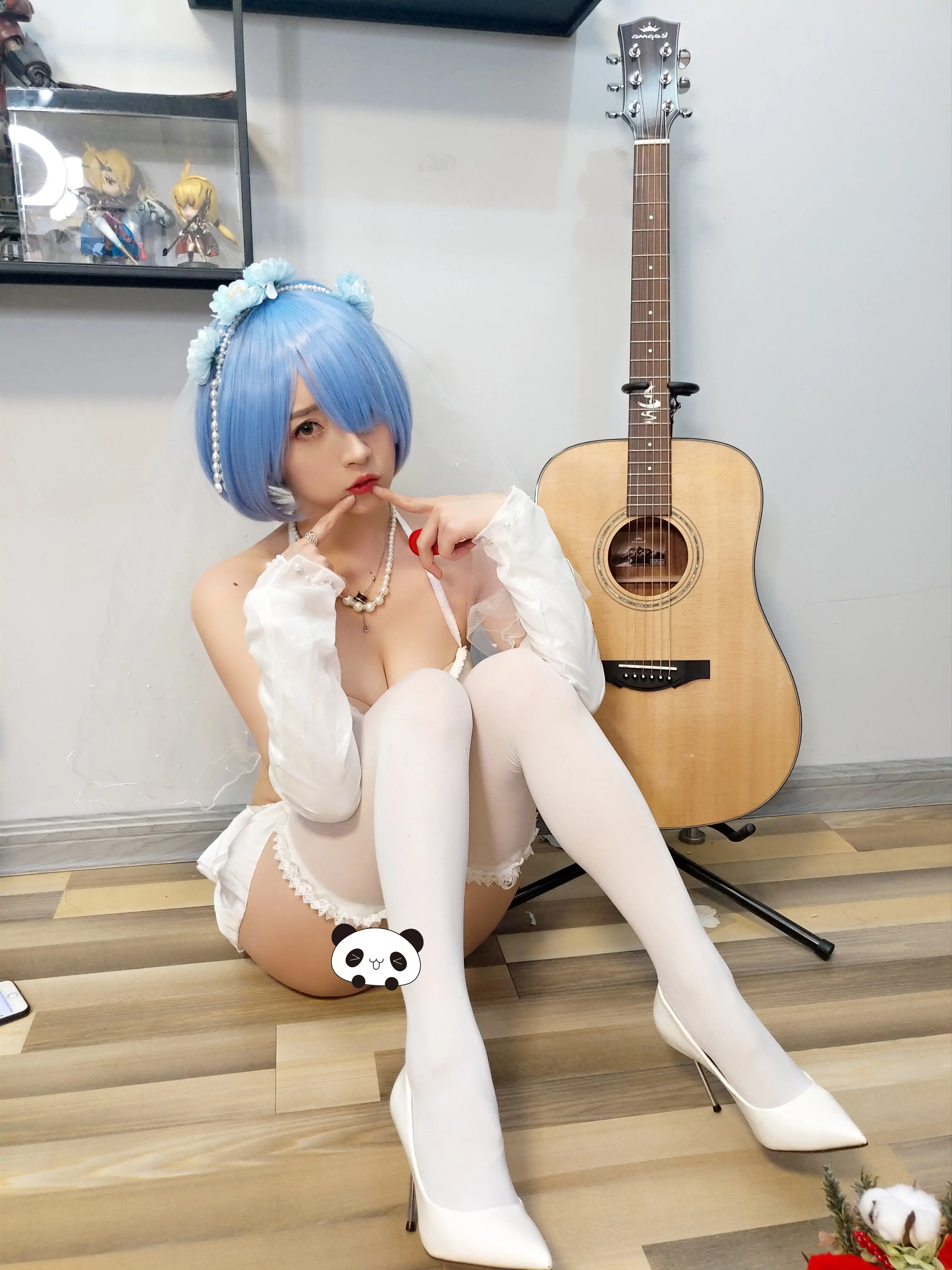 9LbEC.webp