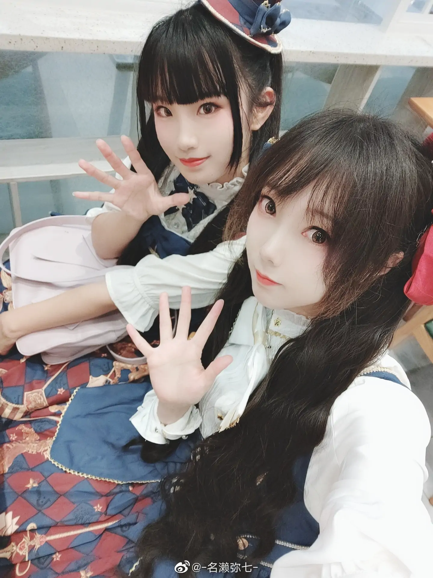 9f5sX.webp