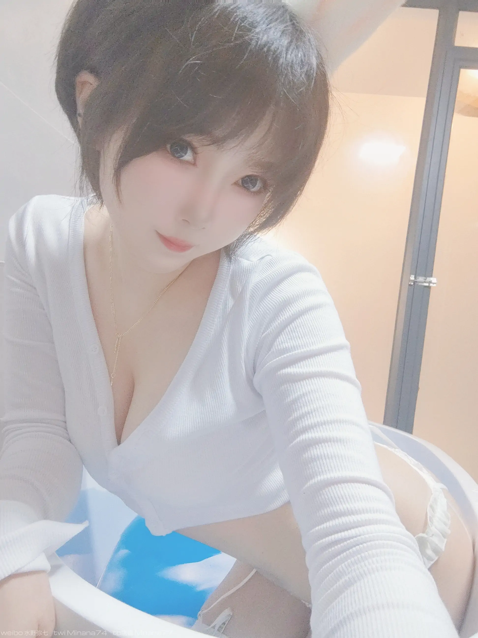 9fKDF.webp