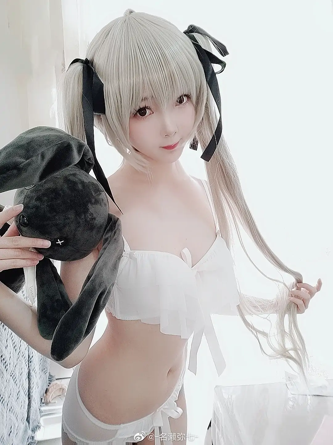 9fb9H.webp