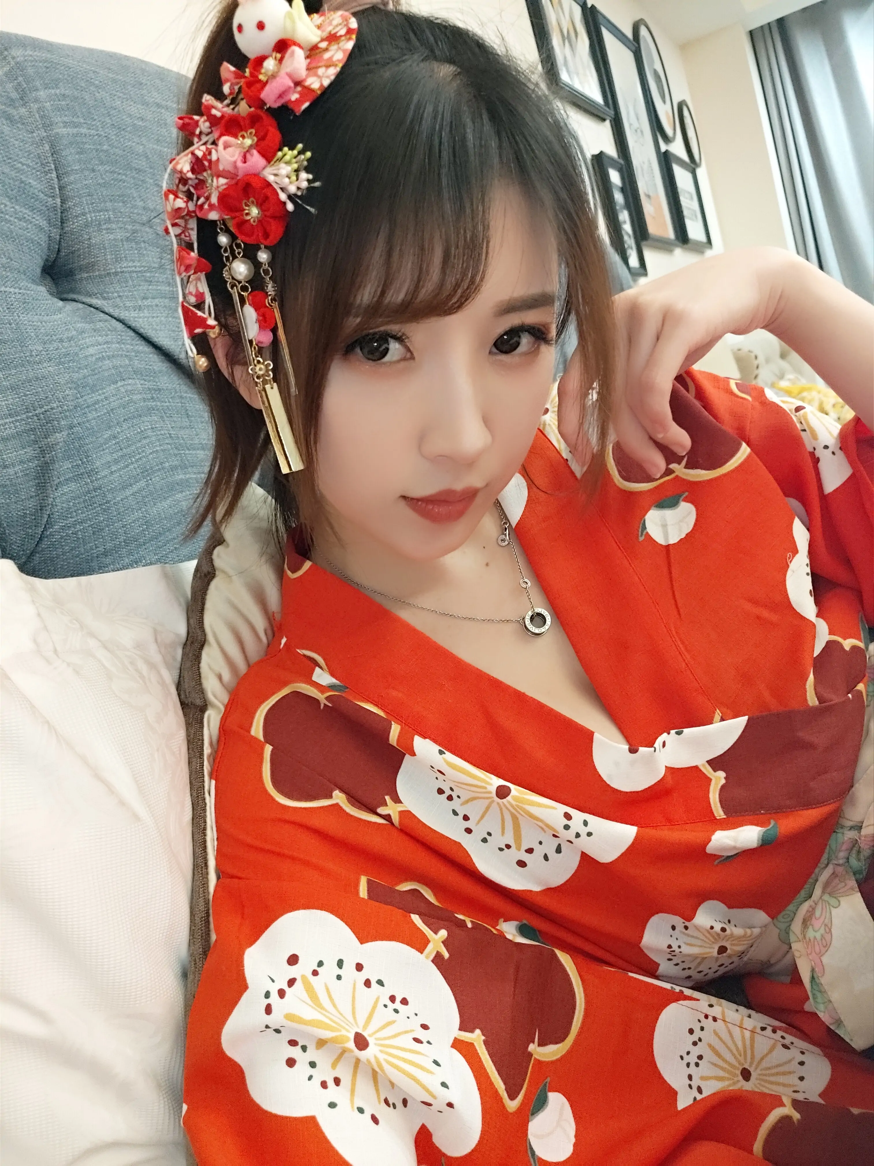 9s8Qz.webp