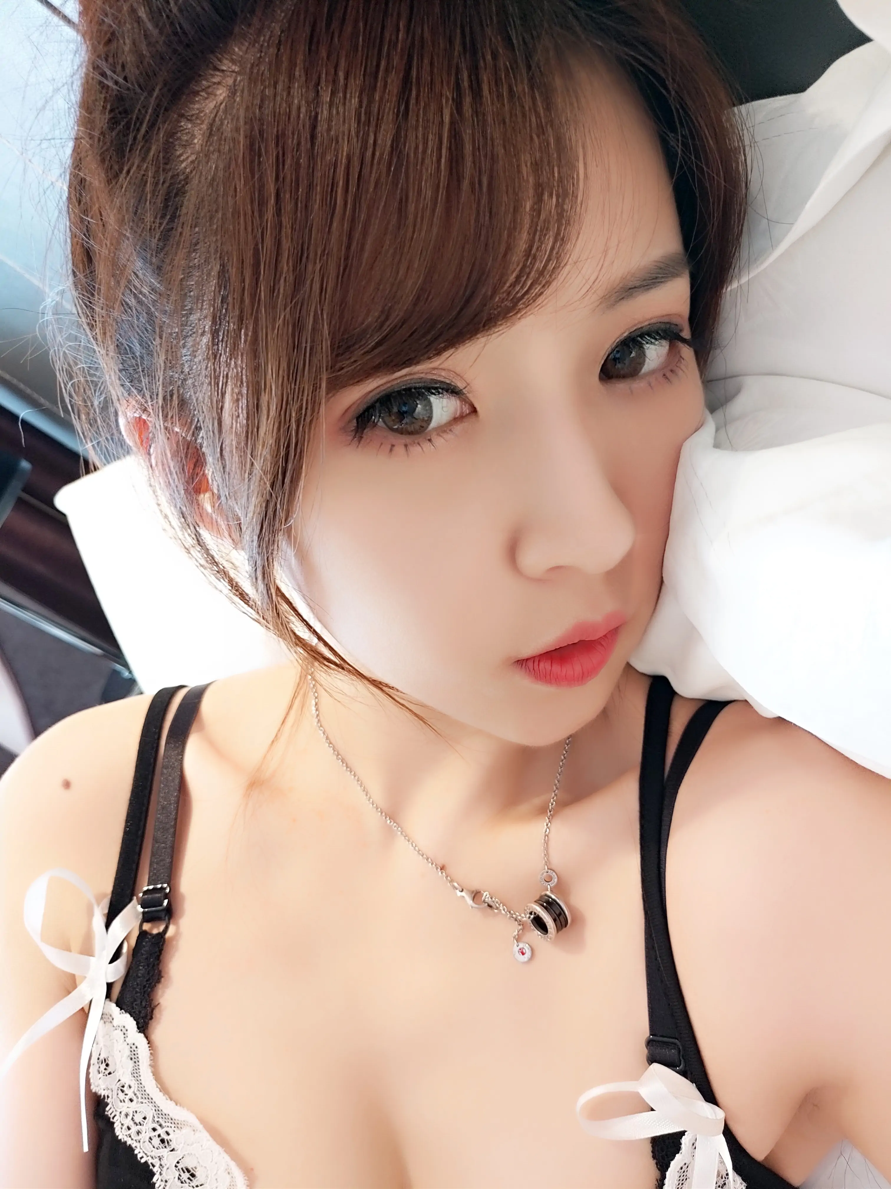 9e3Ni.webp