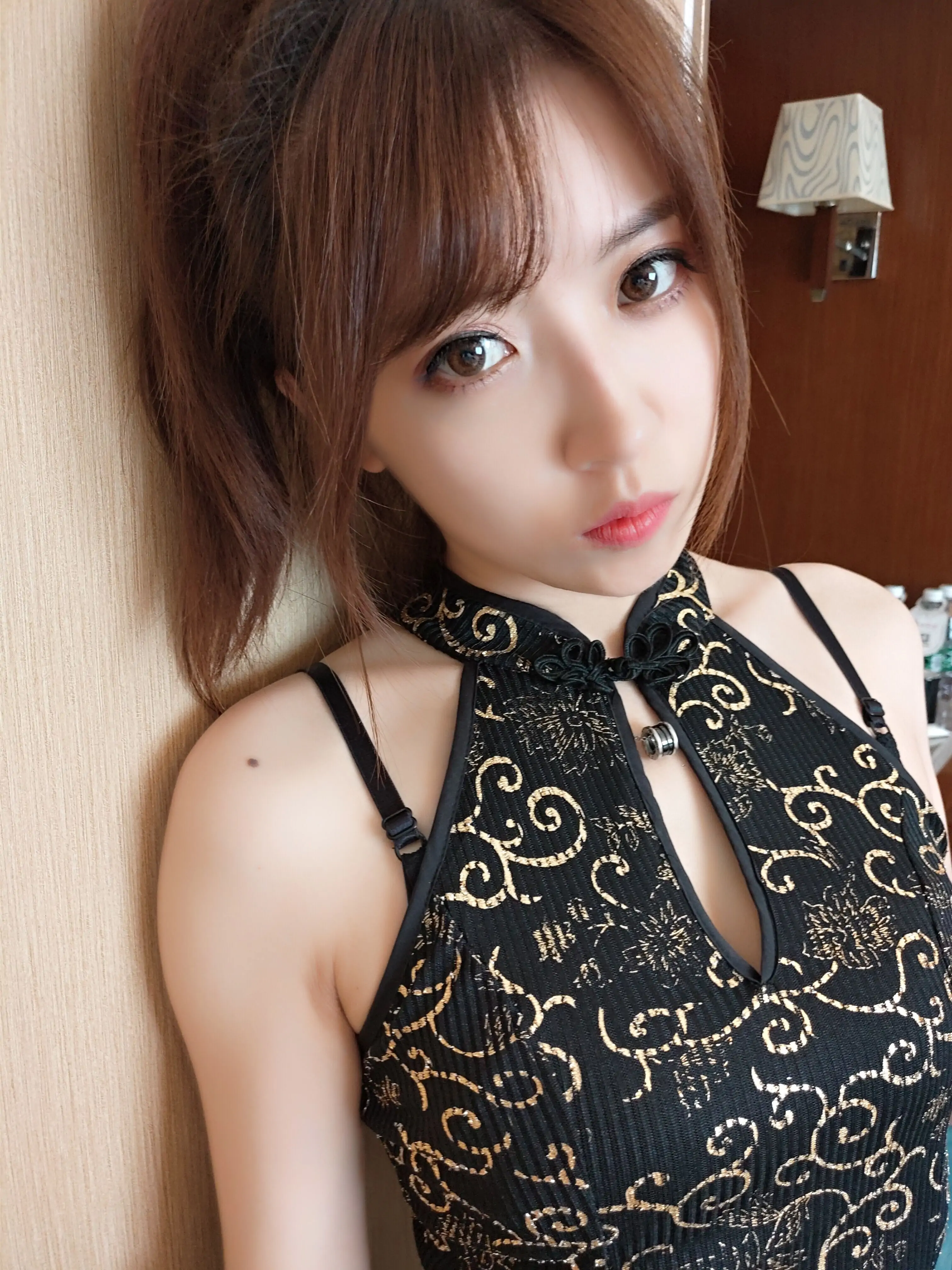 9lHgb.webp