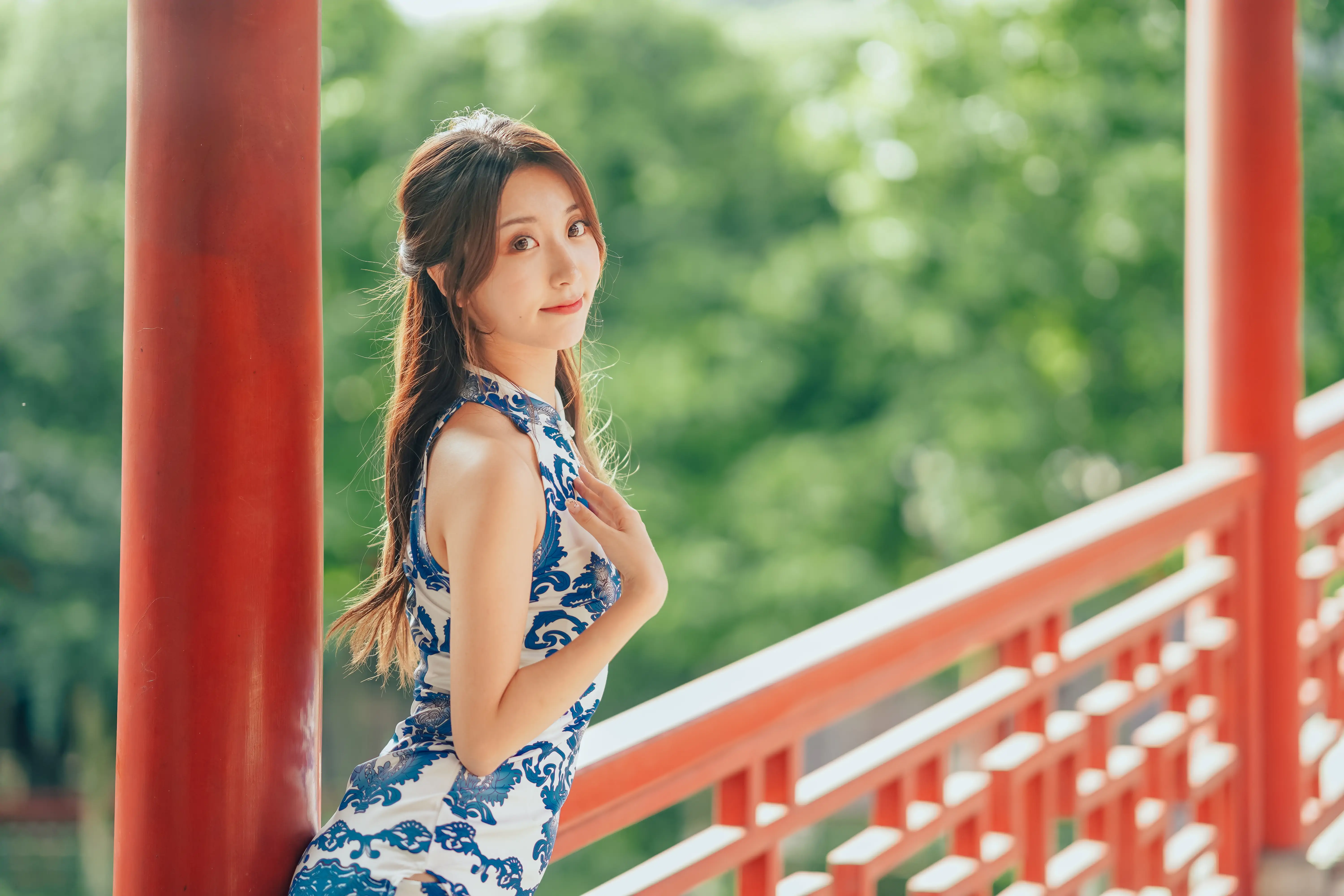 (007).webp