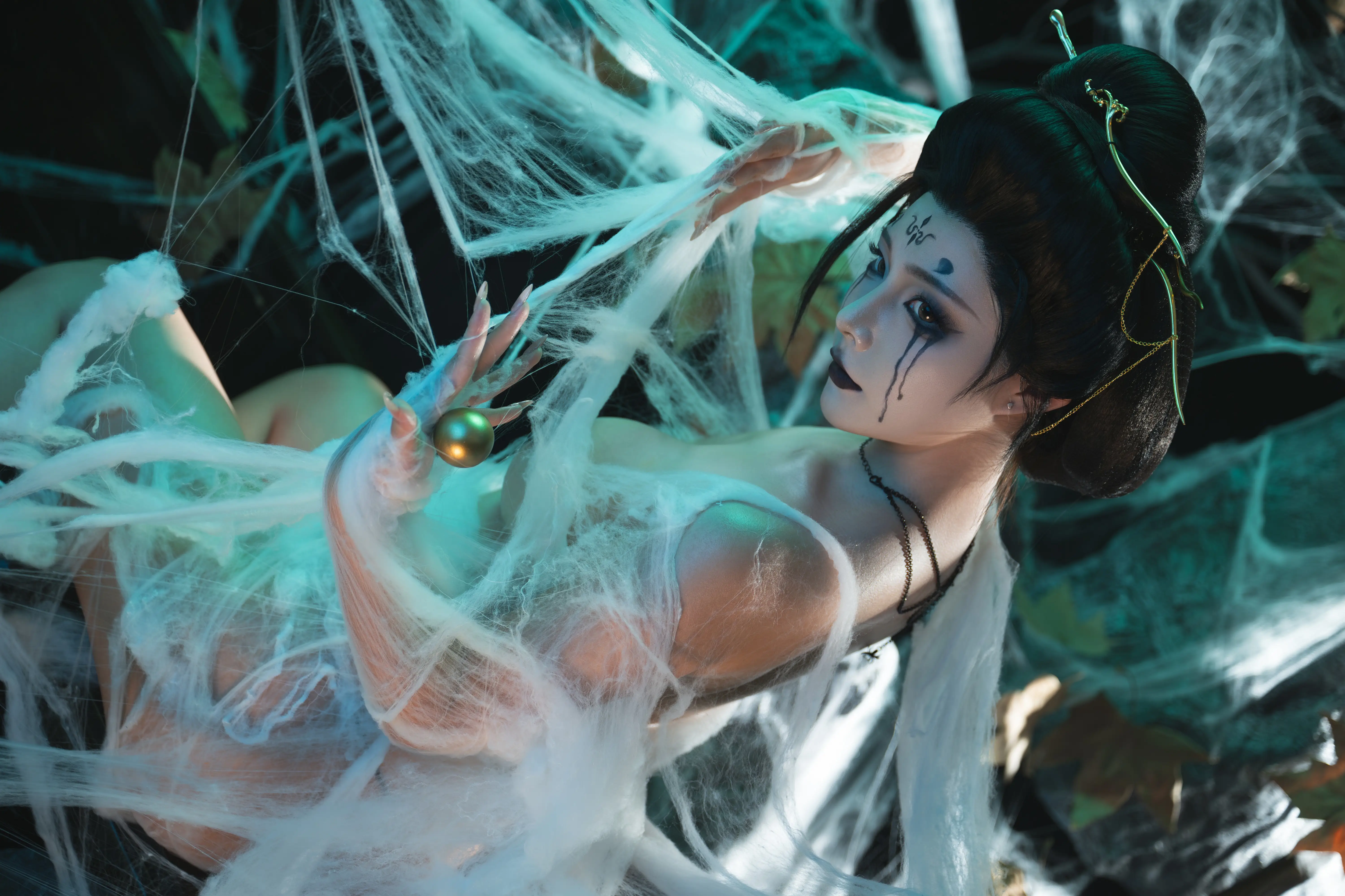 V (129).webp