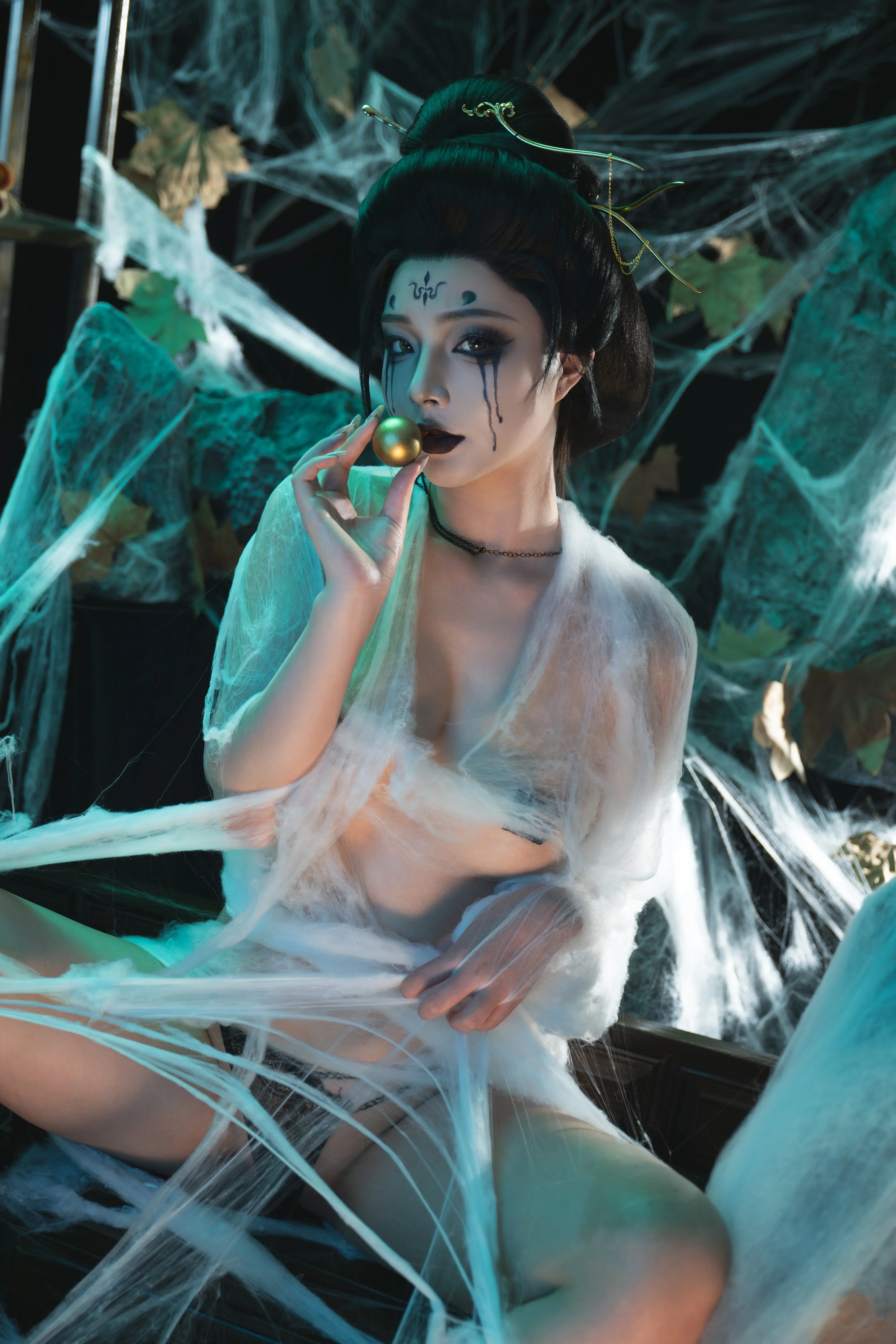 V (114).webp