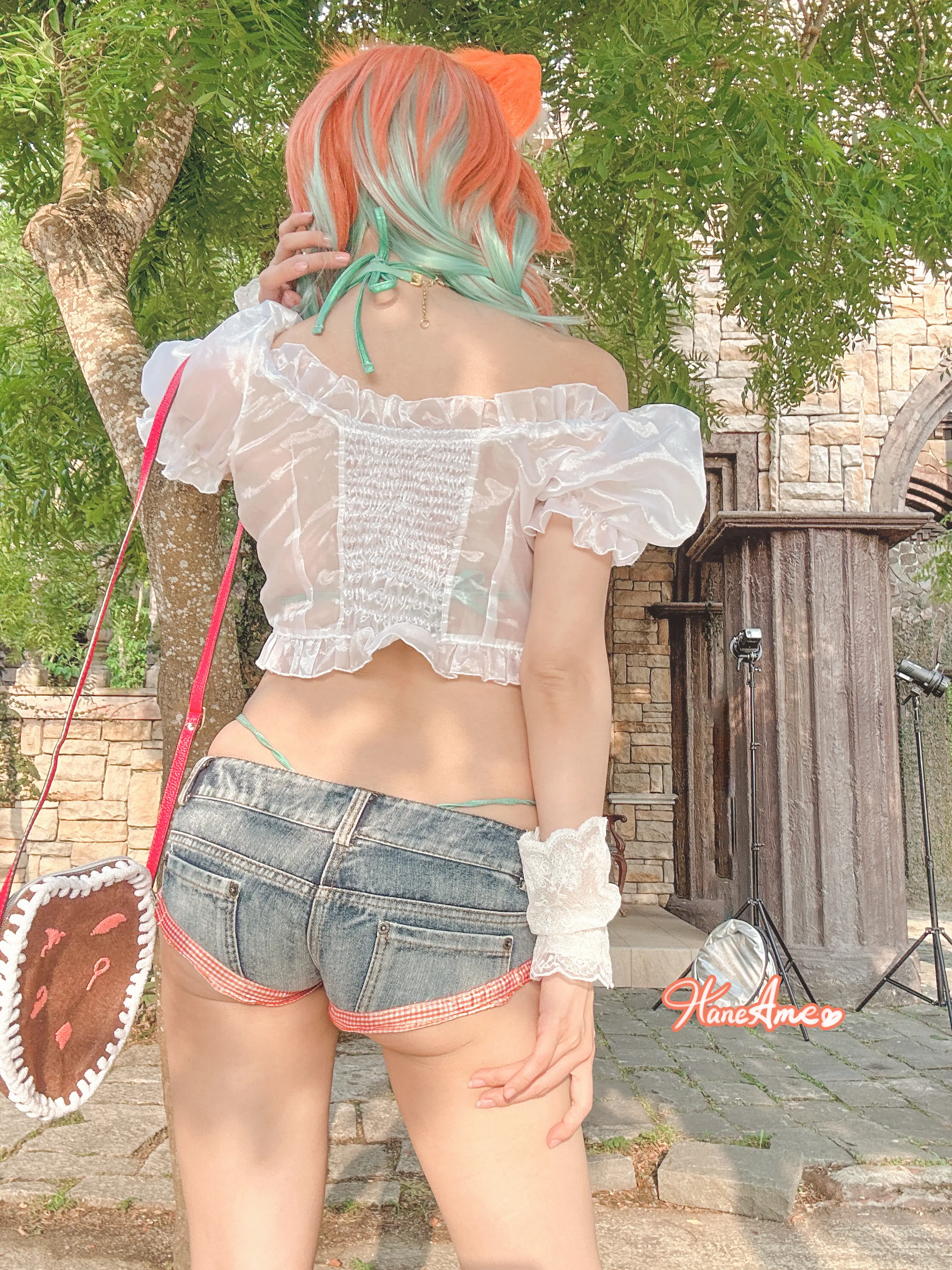 SELF_T (17).webp