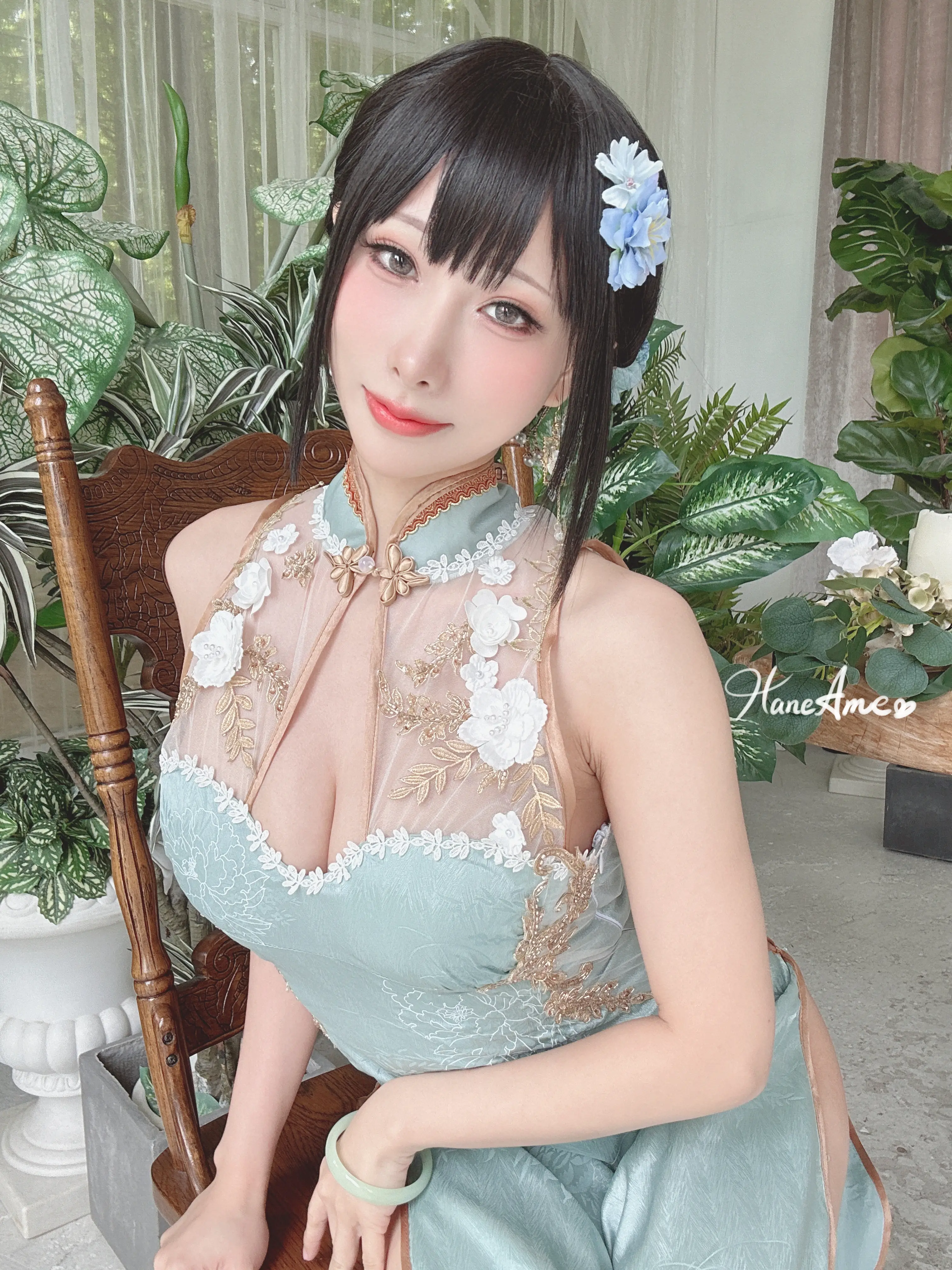 SELF_J (2).webp
